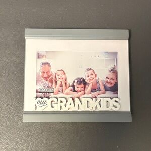Malden Gray and White Grandkids Photo Frame